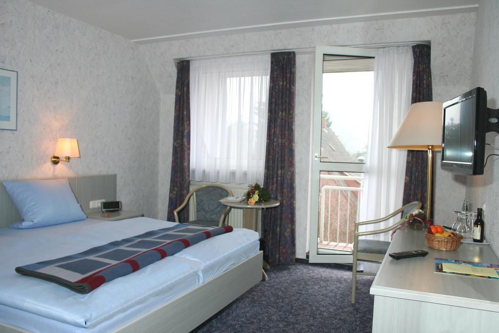 Hotel Бад-Цвішенан Екстер'єр фото
